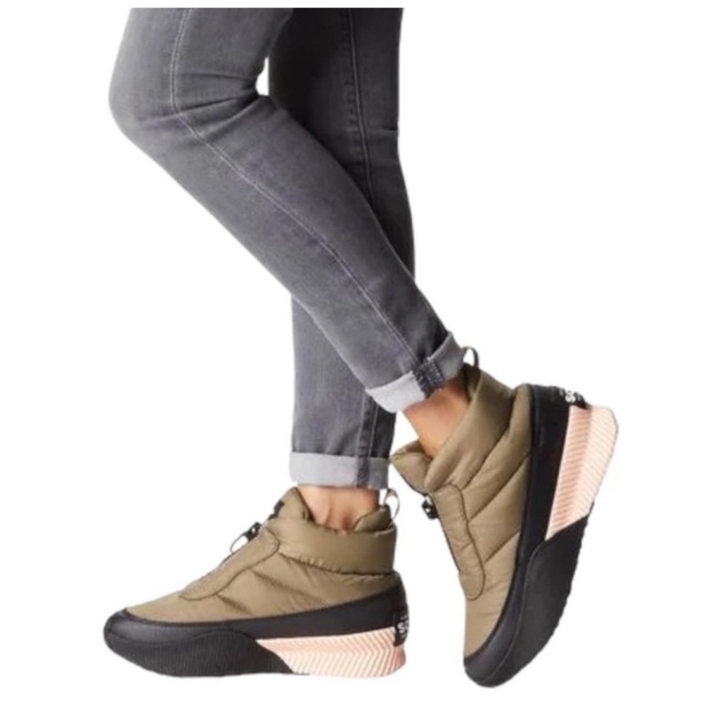 Sorel Women's Out N About Iii Puff Zipper Boot